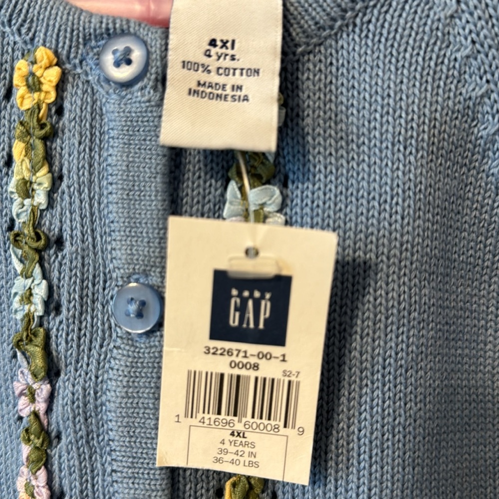 NWT Baby Gap Sweater w flowers 4xl - Picture 9 of 11
